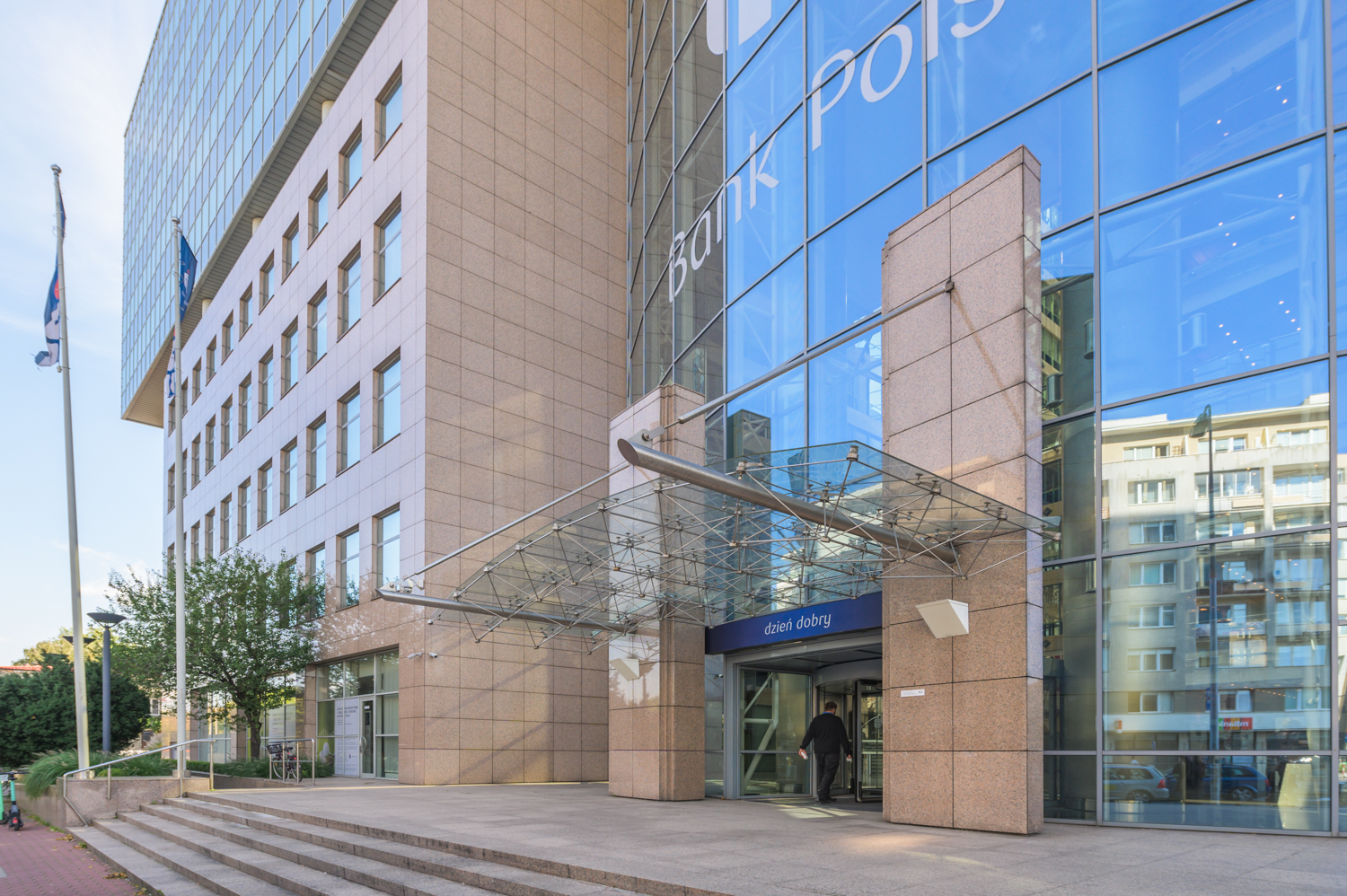 Zdjęcie architektury budynku Centrum Finansowe Puławska